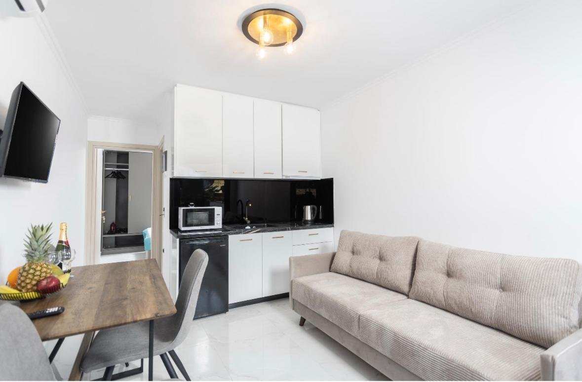Victory Vip Apartments Kallithea  Esterno foto
